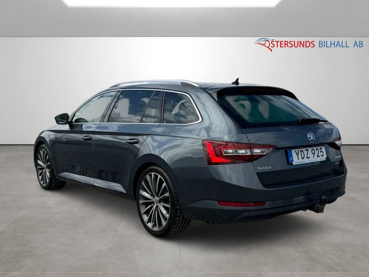 Skoda Superb 2016, kuva 7/10