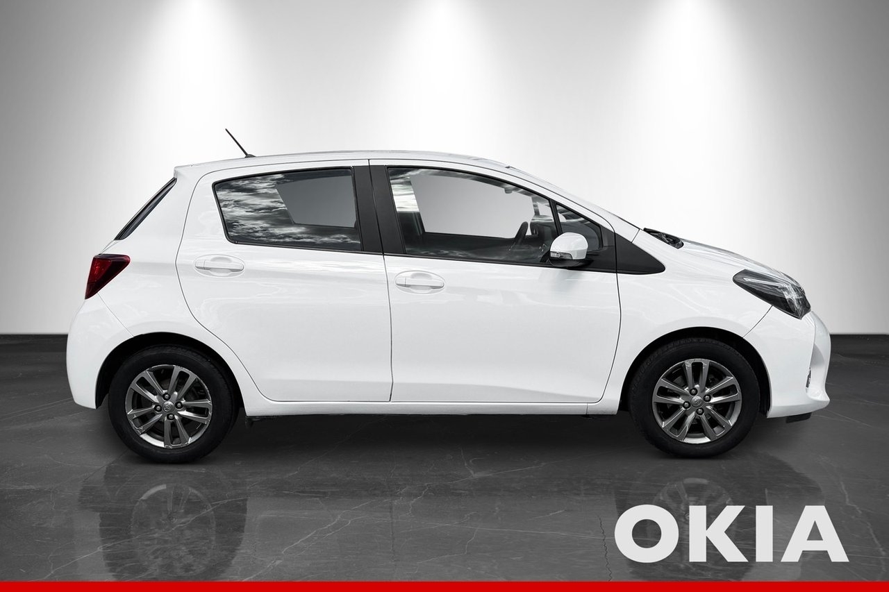 Toyota Yaris 2017, bild 6/10
