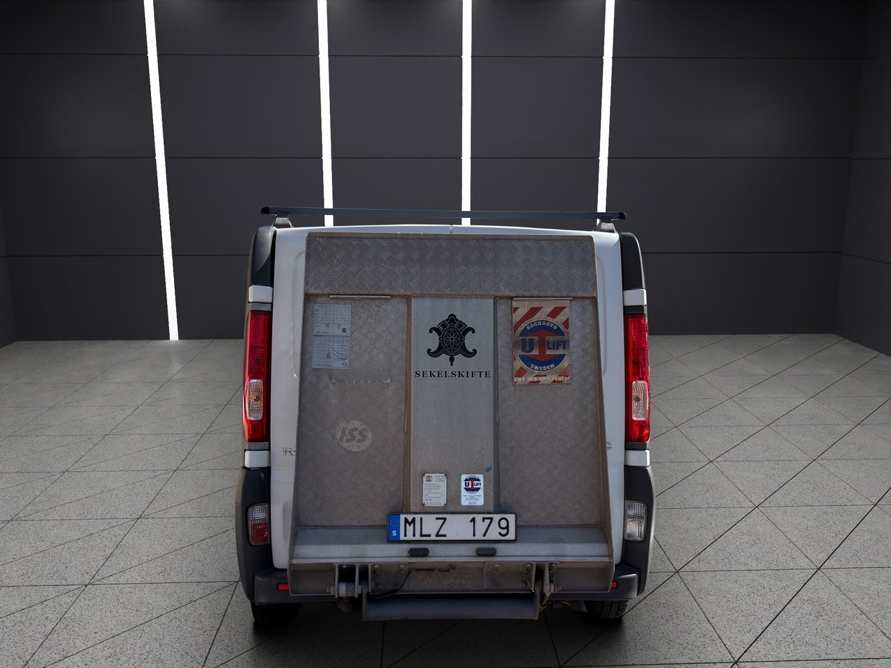 Renault Trafic 2010, photo 4/10