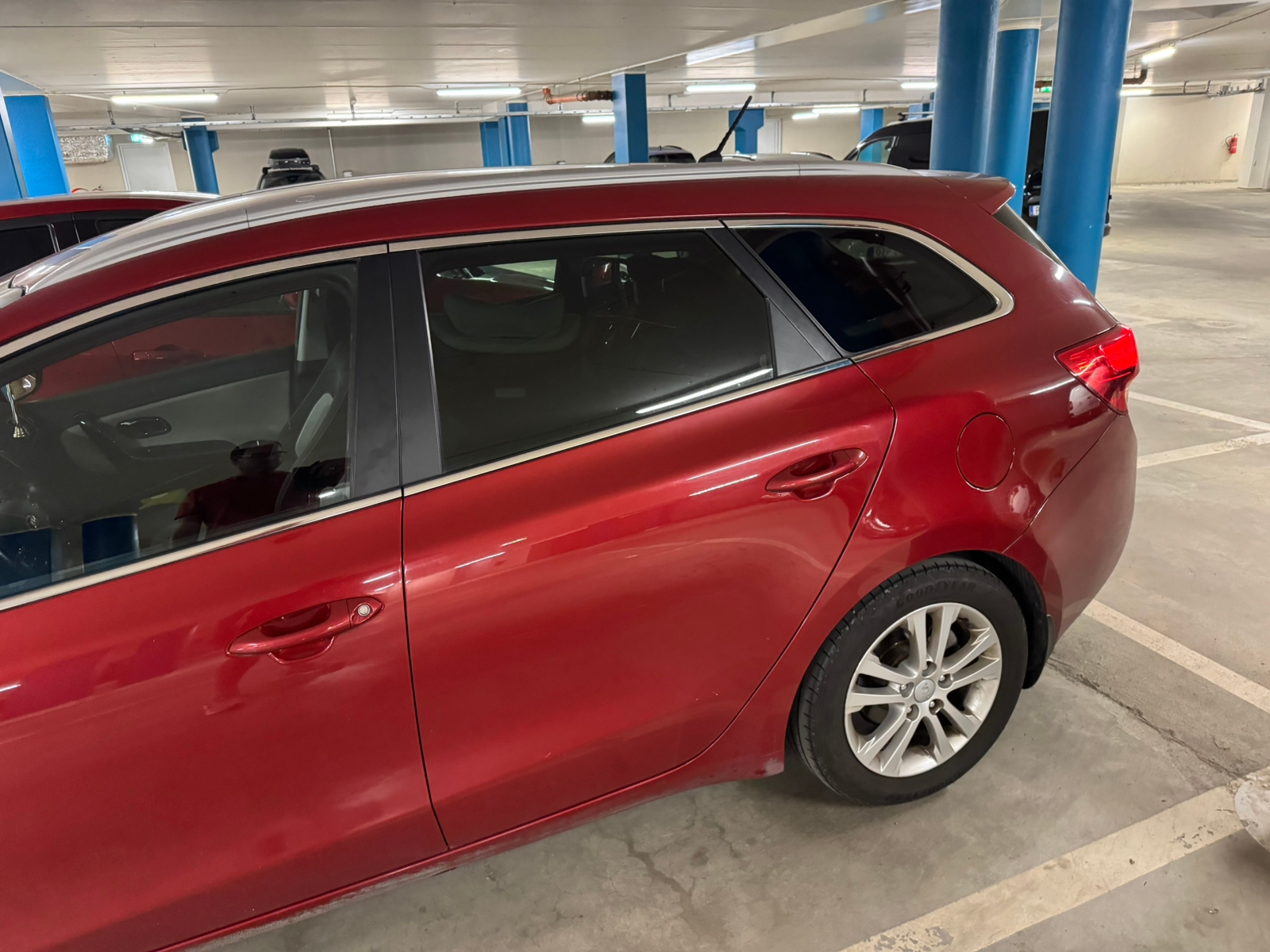 Kia Ceed _sw 1.6 CRDi Manuell 2013, bild 3/10