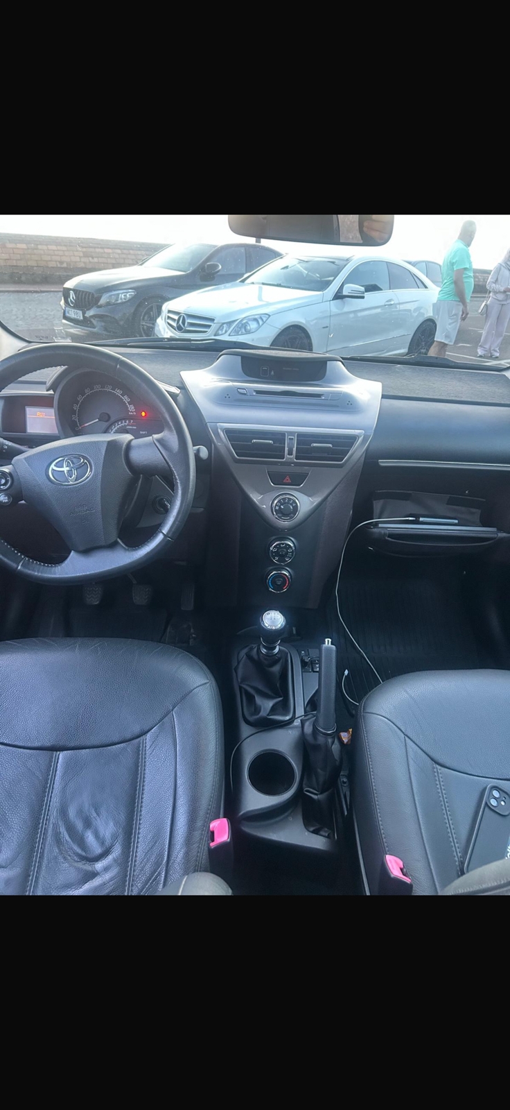 Toyota IQ 1.0 VVT-i Manuell 2011, bild 5/5