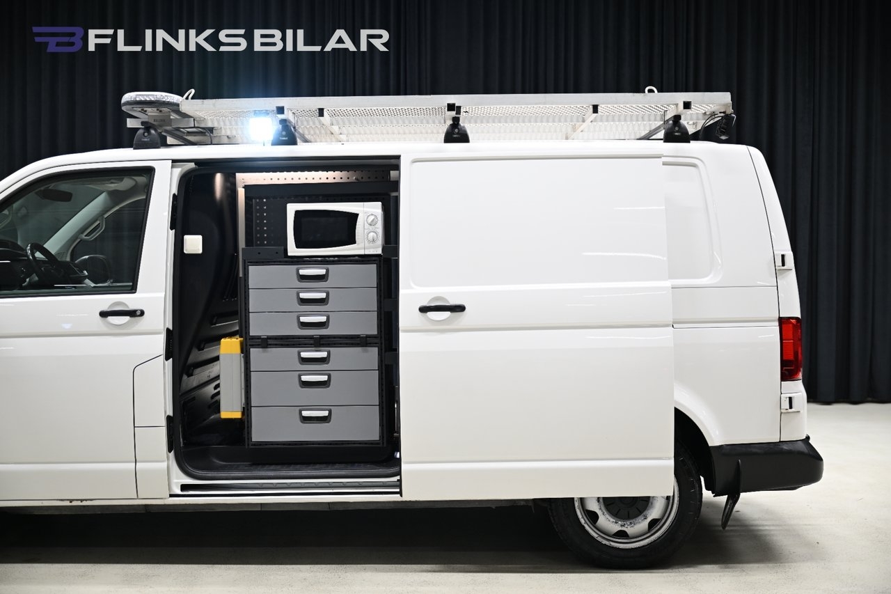 Volkswagen Transporter 2020, kuva 6/10