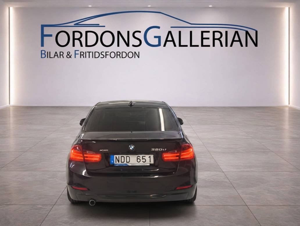 BMW 320 d XDrive Sedan Manuell 2013, bild 3/10