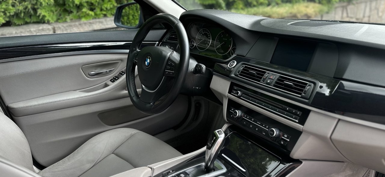 BMW 520 2011, bild 6/10