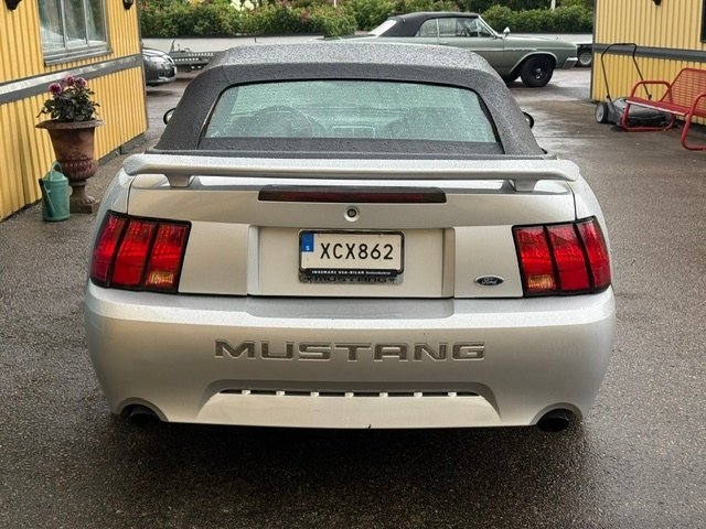Ford Mustang GT Convertible GT 2000, bild 5/10