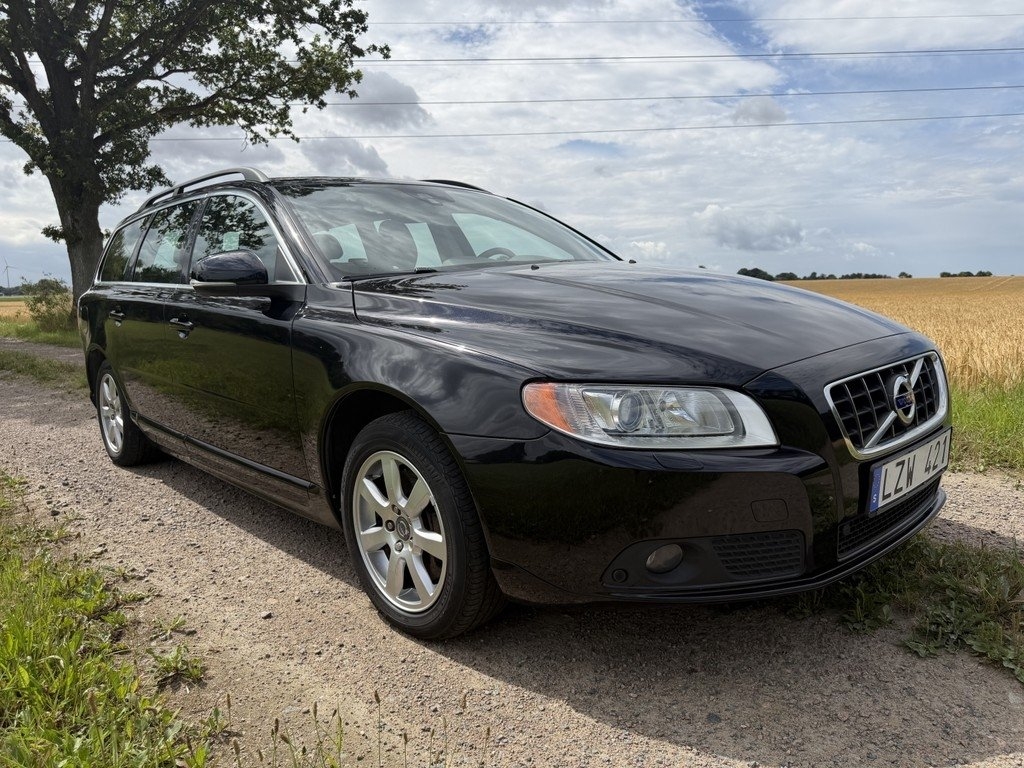 Volvo V70 2012, photo 2/12