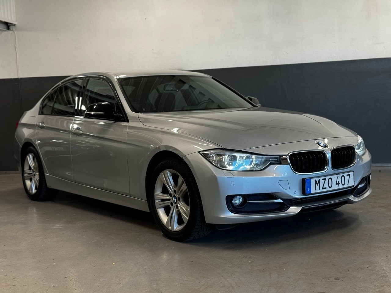 BMW 320