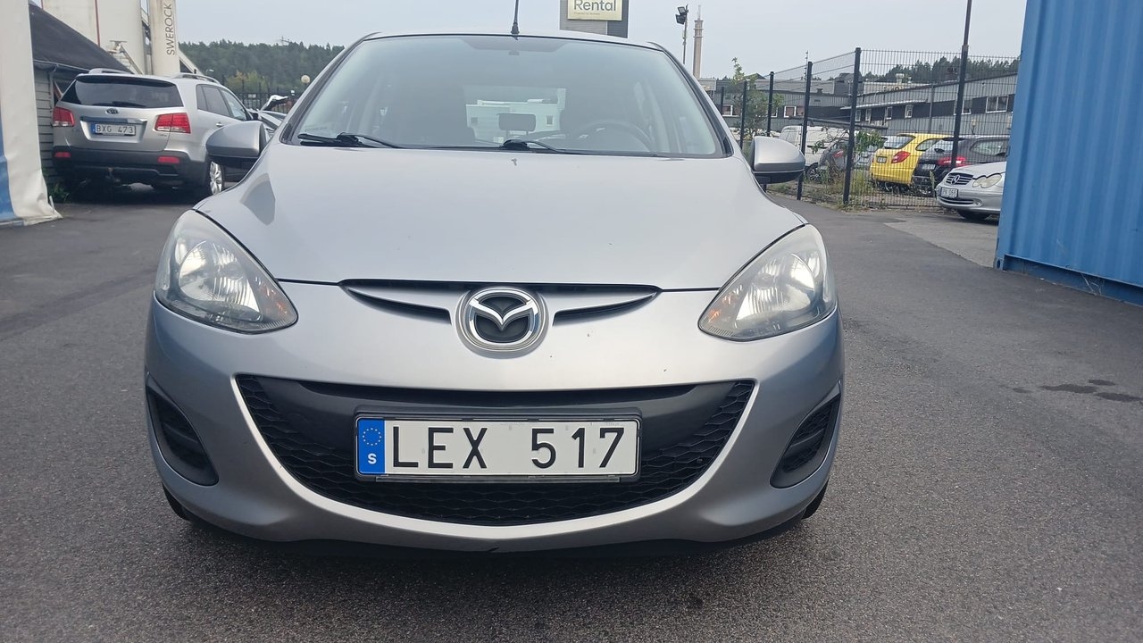 Mazda 2 5-dörrar 1.3 MZR Euro 5 2010, bild 5/10
