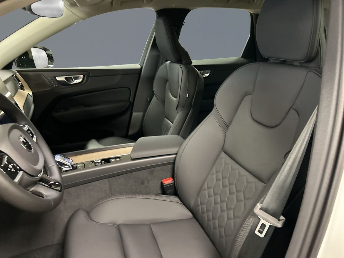 Volvo XC60 T6 Plus Dark Nordic Edition 2027, bild 5/10