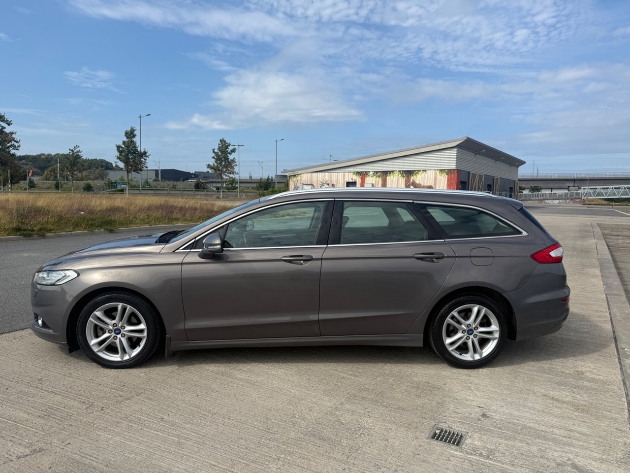 Ford Mondeo 2015, photo 4/10