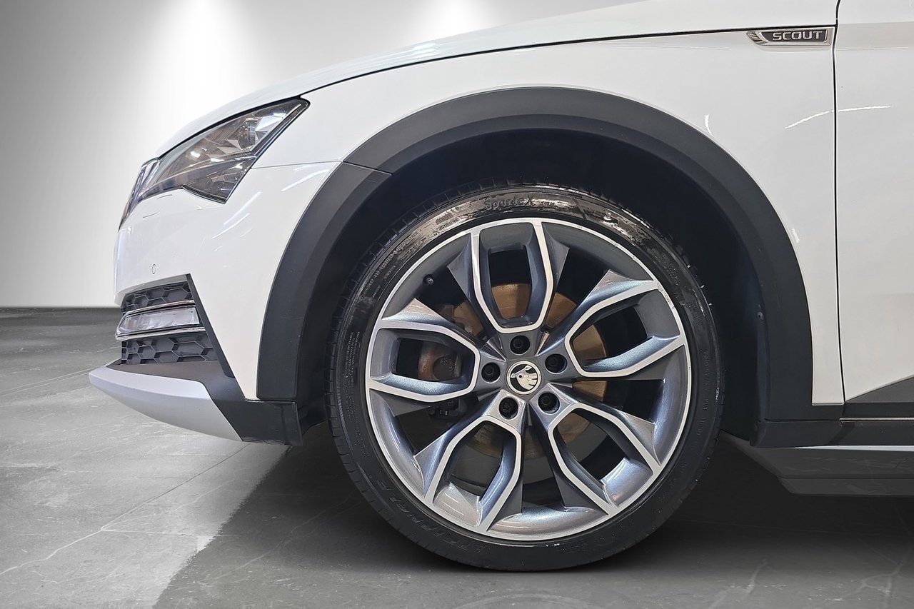 Skoda Superb 2020, kuva 7/22