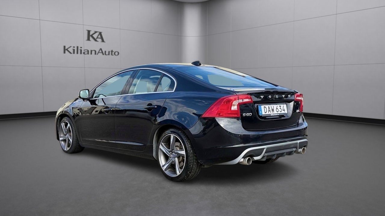 Volvo S60 2011, kuva 7/10
