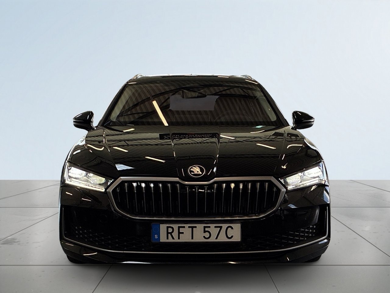 Skoda Superb 2024, kuva 2/10