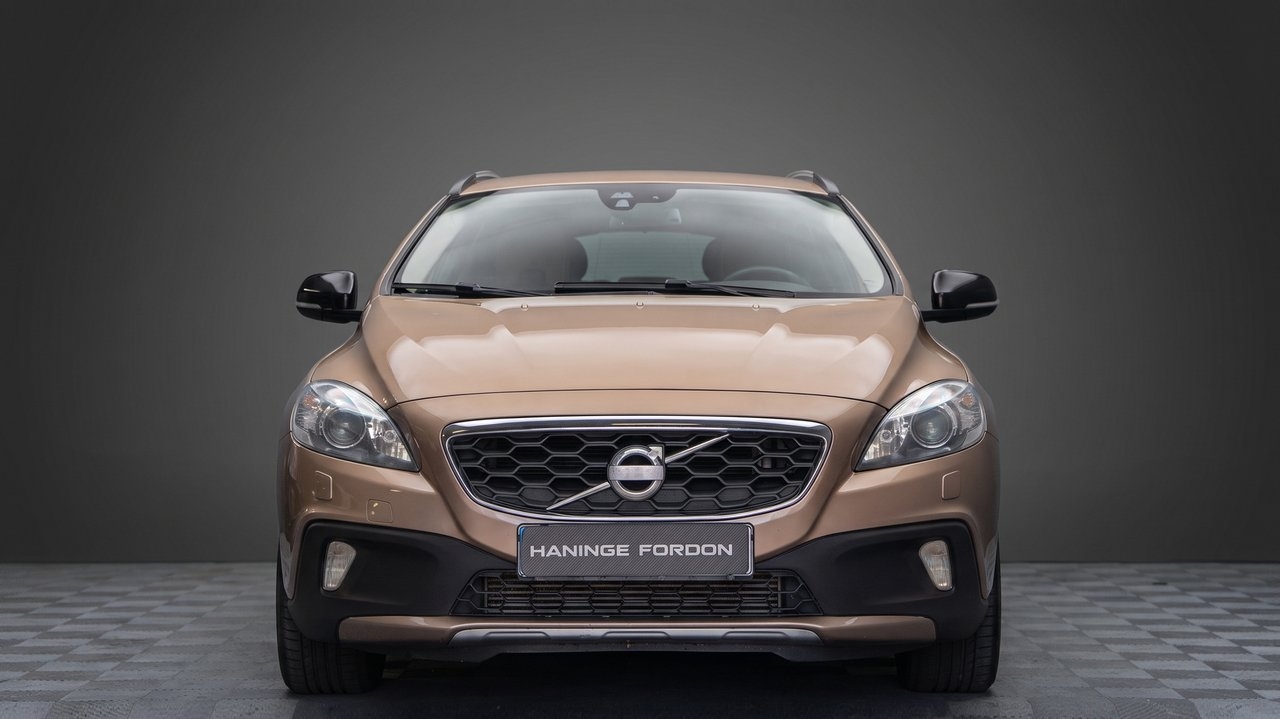 Volvo V40 Cross Country 2013, kuva 2/10