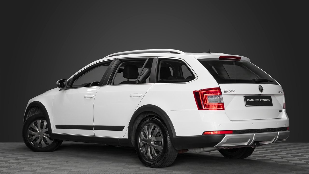 Skoda Octavia 2015, kuva 6/10