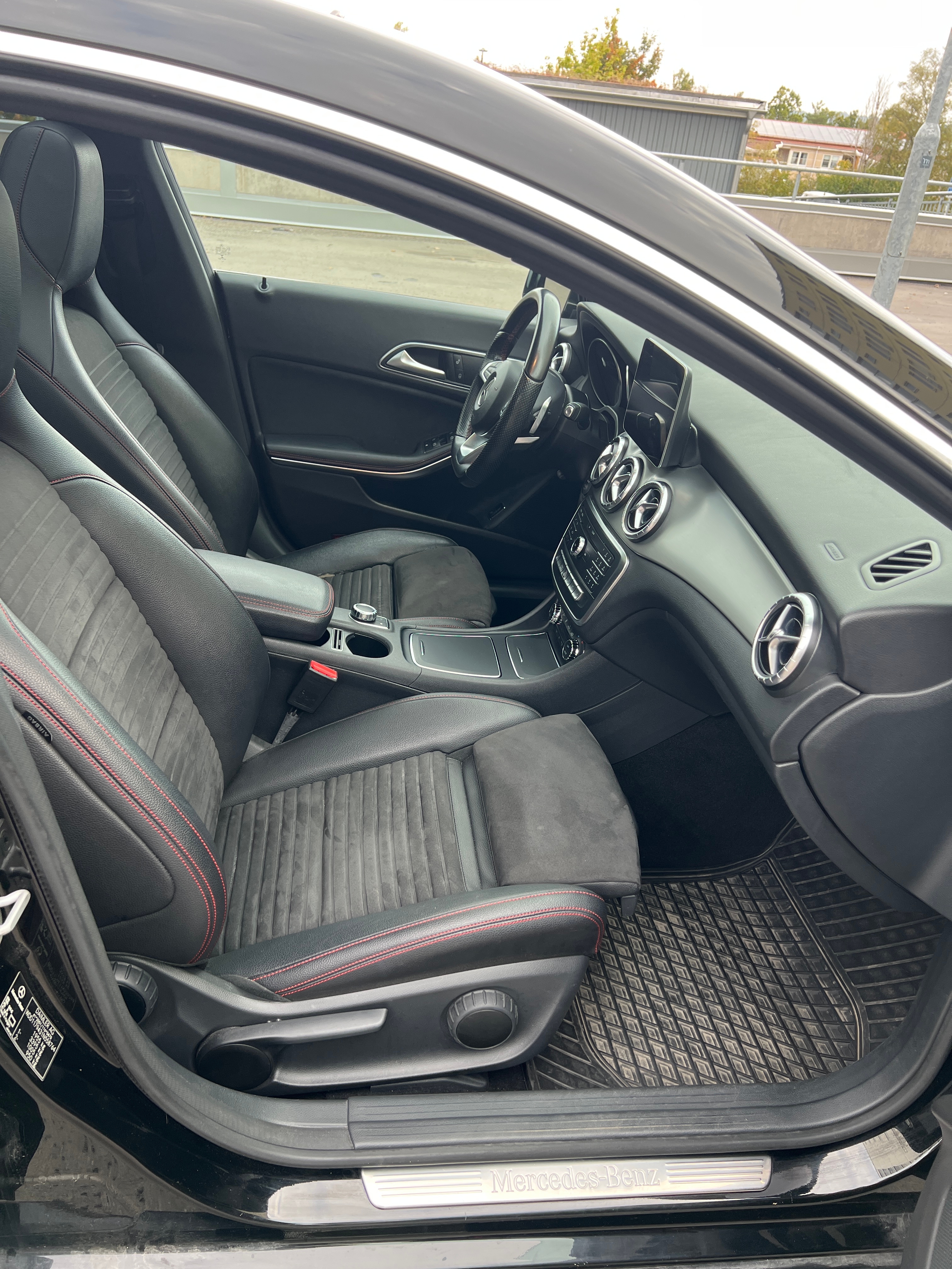 Mercedes-Benz CLA 2018, bild 5/10