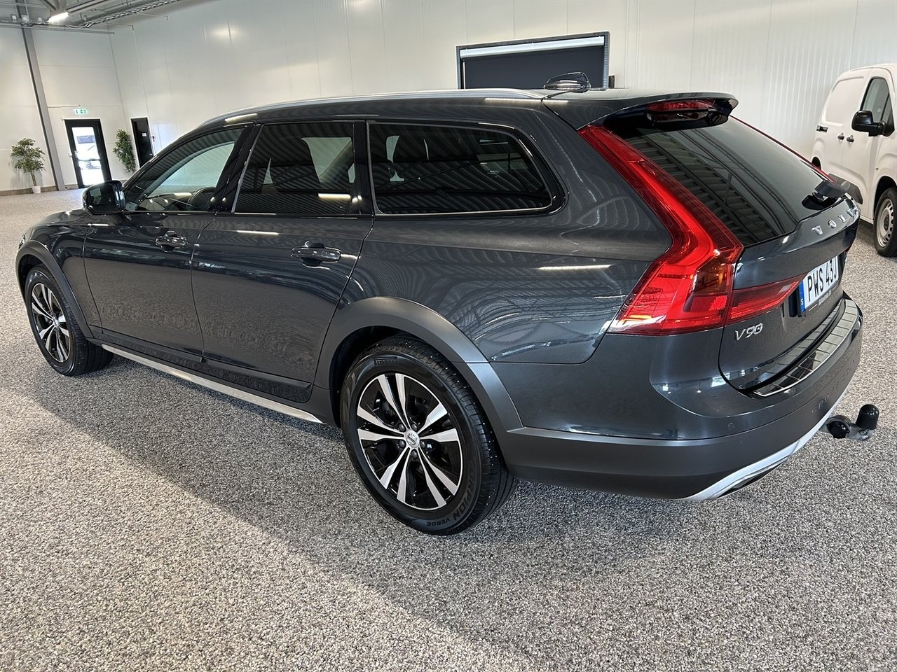 Volvo V90 Cross Country 2020, bild 2/25