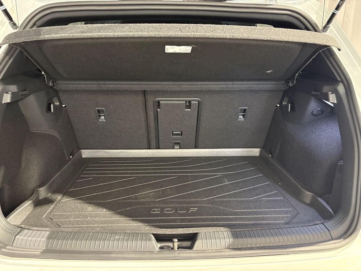 Volkswagen Golf 2026, bild 7/9
