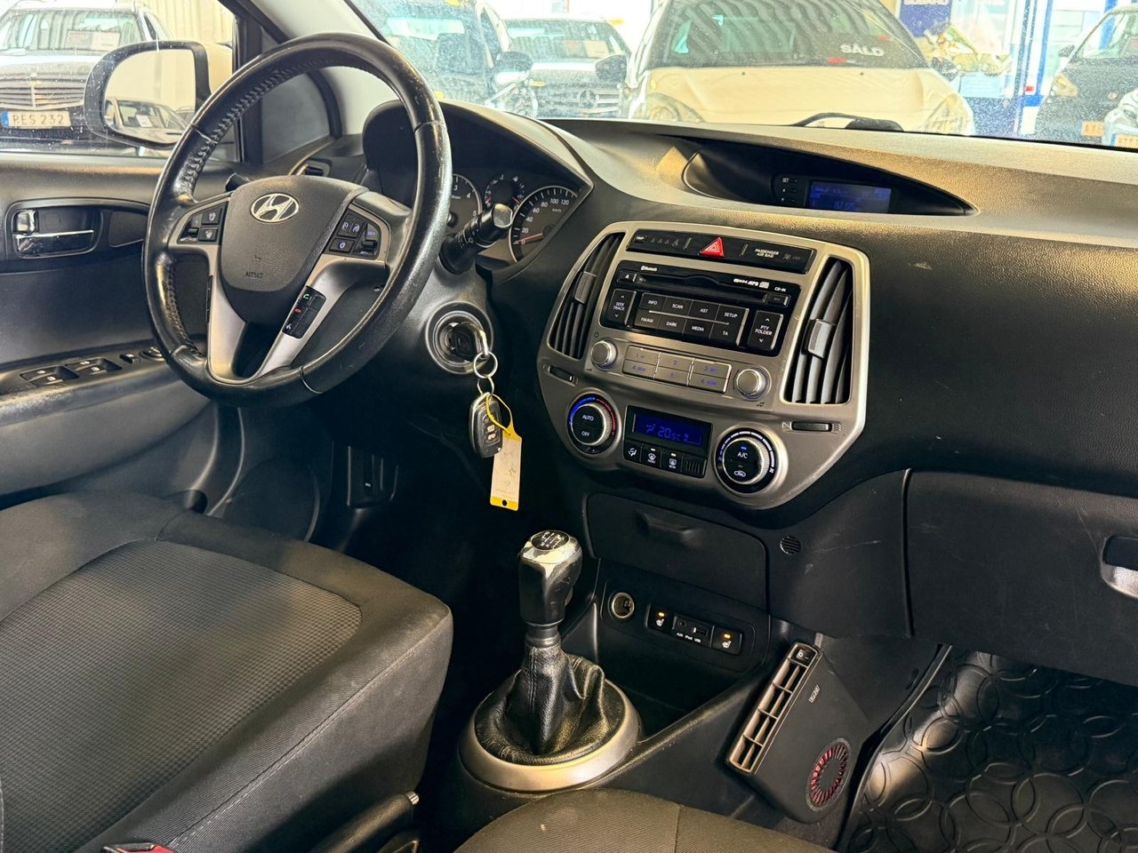 Hyundai i20 2013, photo 5/7