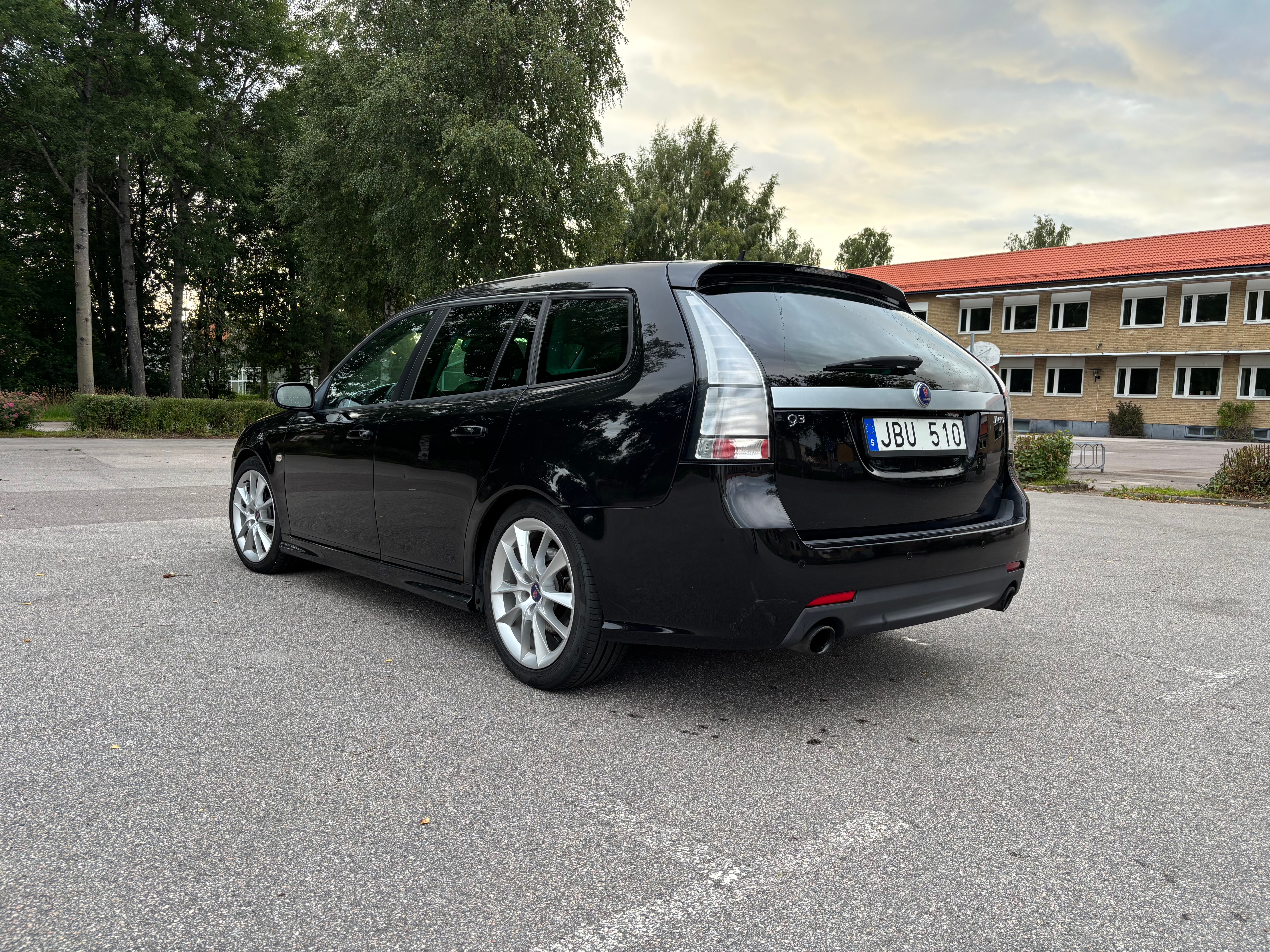 Saab 9-3 SportCombi 2.0t BioPower Aero 2009, bild 3/8