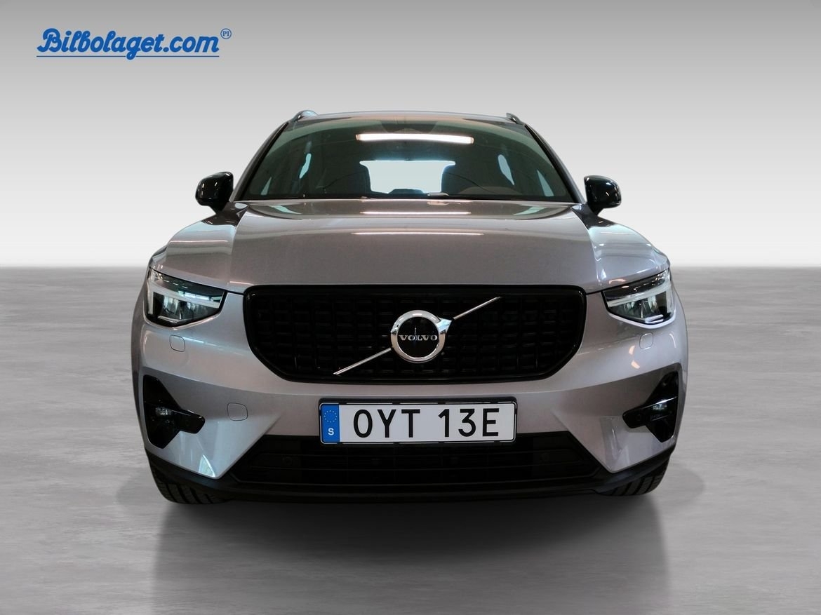 Volvo XC40 B4 FWD Bensin Plus Dark 2026, bild 4/12