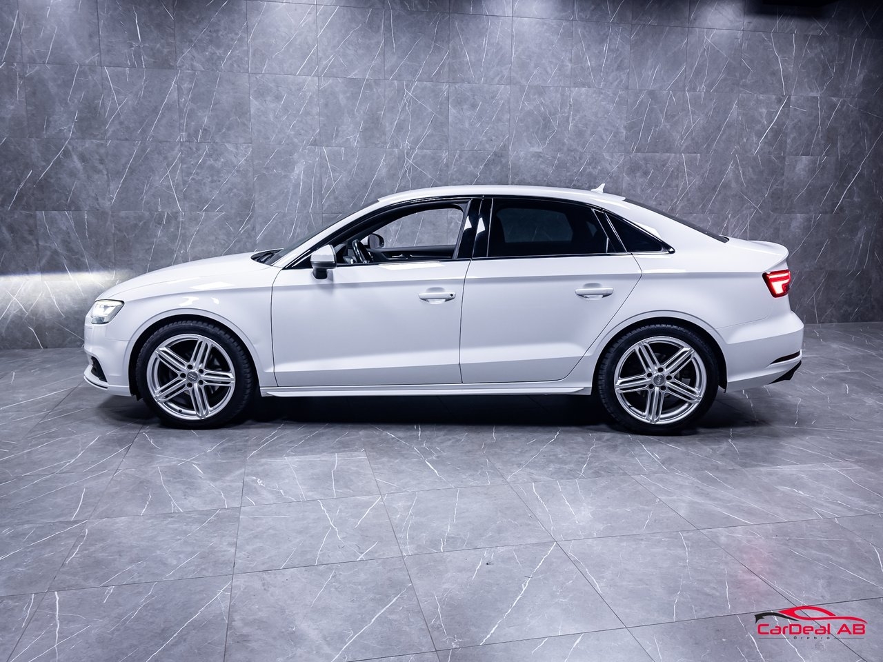 Audi A3 2017, kuva 3/10