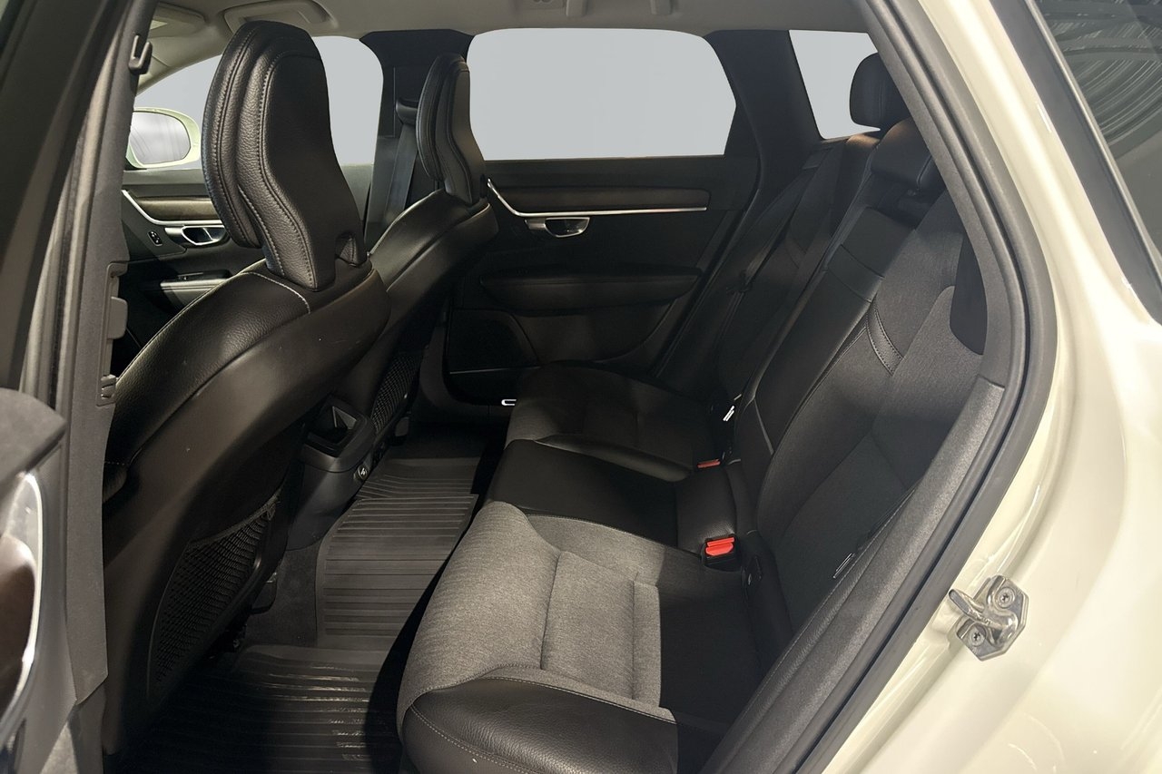 Volvo V90 Cross Country 2019, bild 6/6