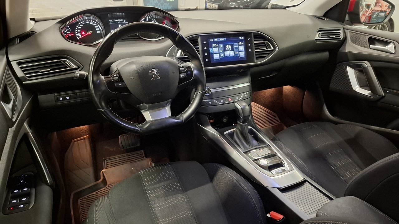 Peugeot 308 2017, bild 2/28