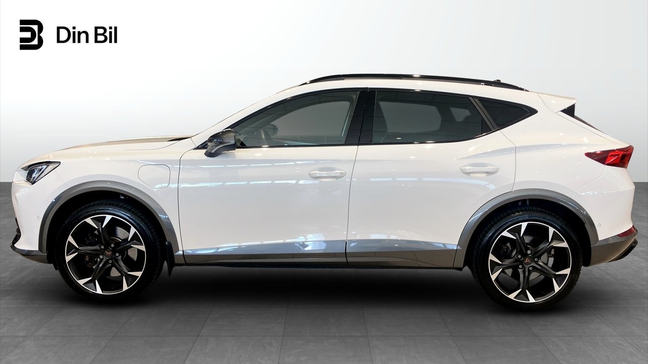 Cupra Formentor VZ 1.4 E-HYBRID 245hk 2024, bild 2/10