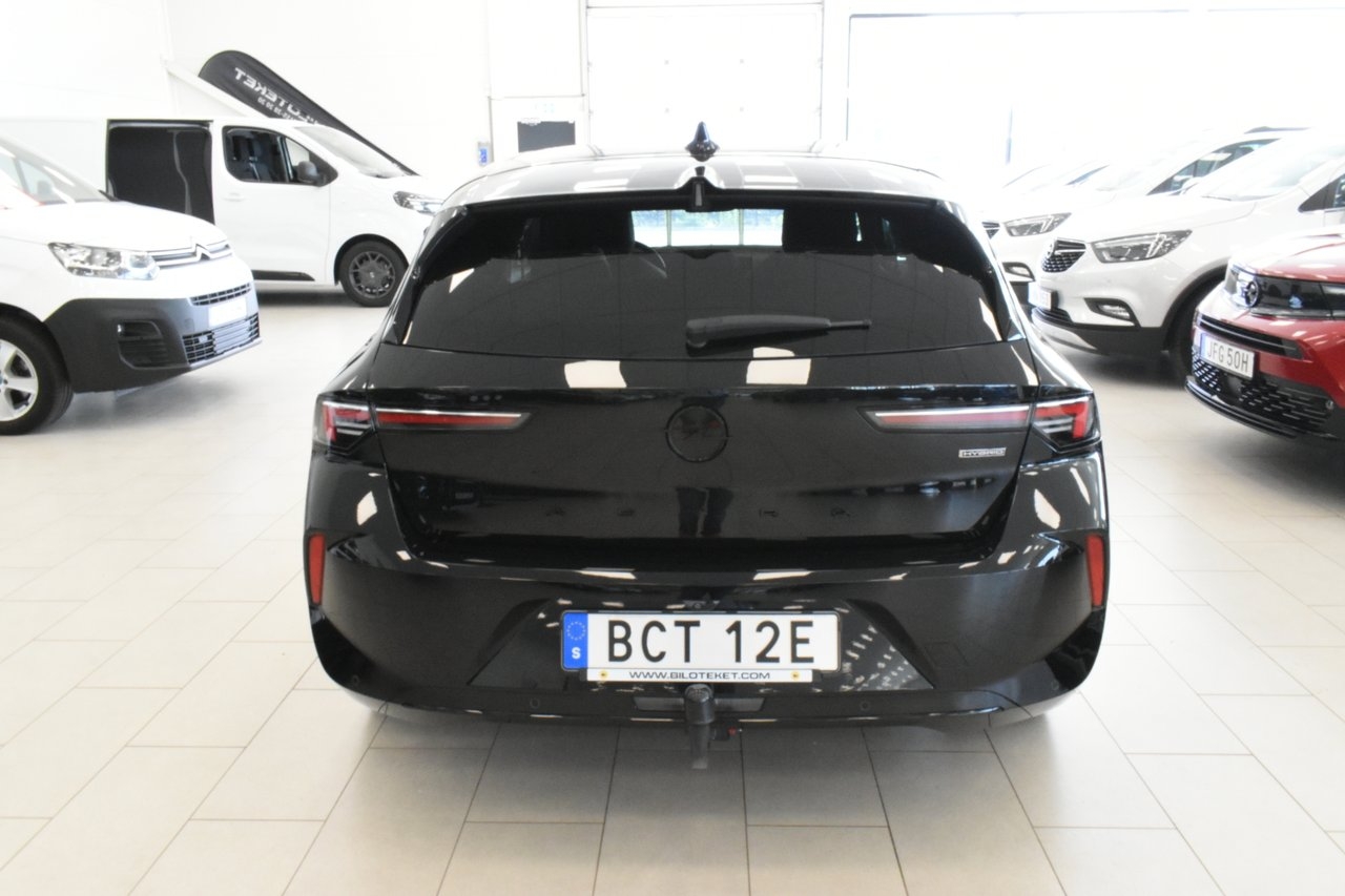 Opel Astra Plug-In Hybrid 180 Automat 2022, kuva 5/10