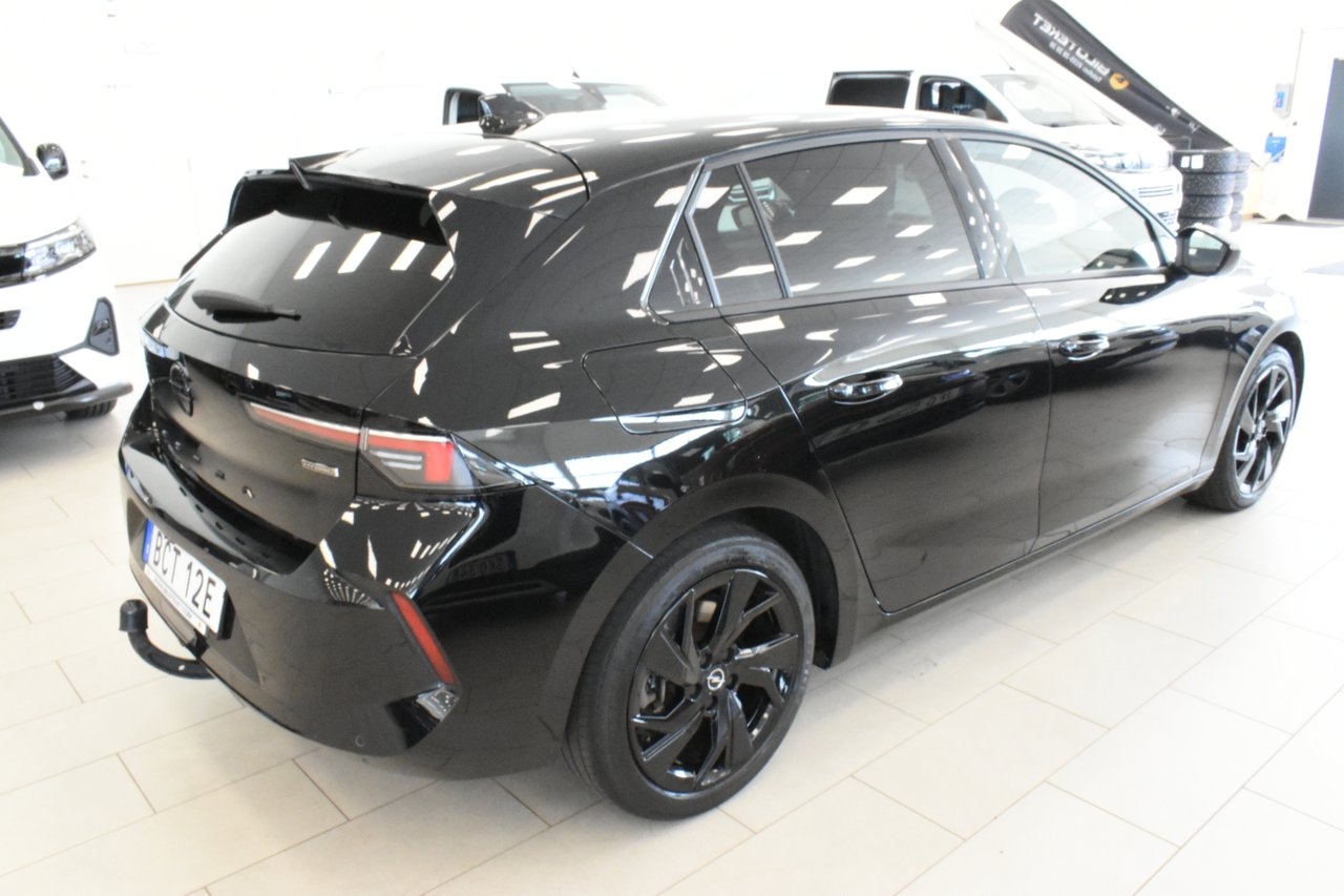 Opel Astra Plug-In Hybrid 180 Automat 2022, kuva 4/10