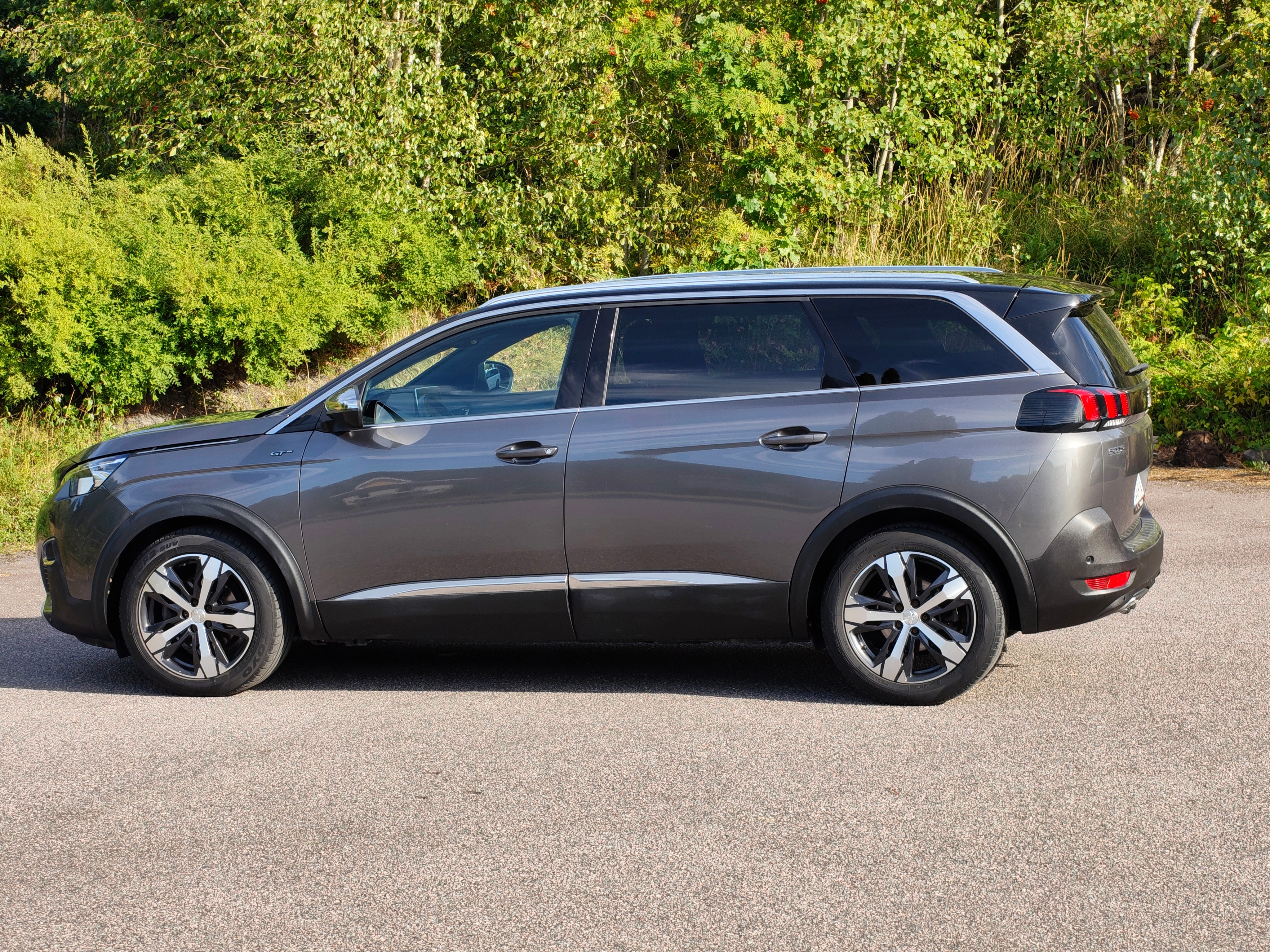 Peugeot 5008 2.0 BlueHDi 180 EAT 2017, photo 5/25