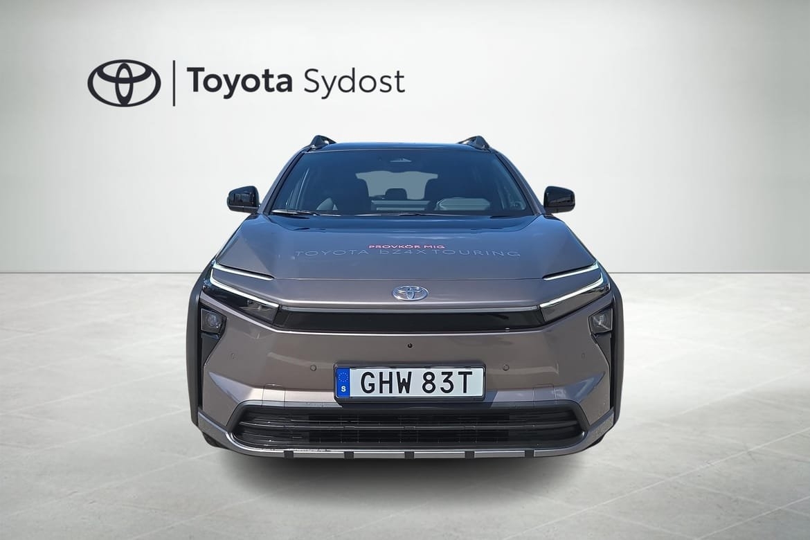 Toyota bZ4X Touring 2026, bild 2/10