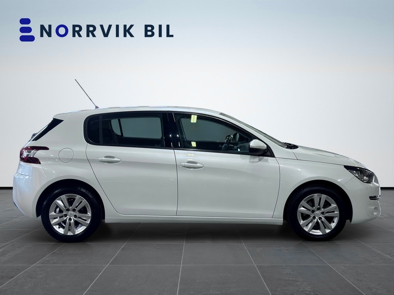 Peugeot 308 2014, kuva 3/29