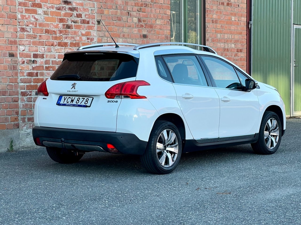 Peugeot 2008 1.2 VTi EGS Euro 6 2016, bild 7/10