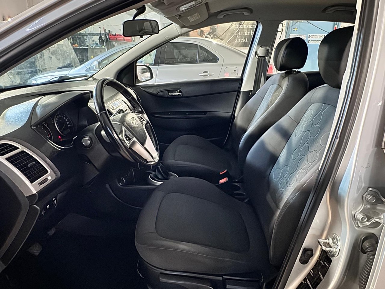 Hyundai i20 2010, bild 6/10