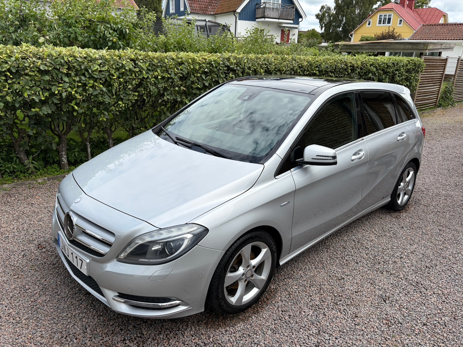 Mercedes-Benz B