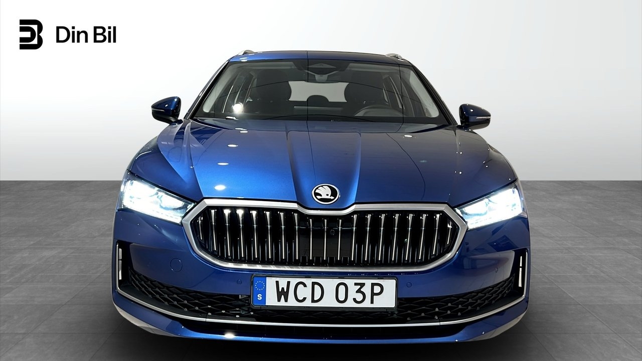 Skoda Superb Combi Selection iV DSG 2025, bild 4/10