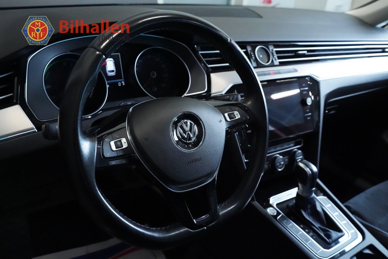 Volkswagen Passat 2018, bild 7/30