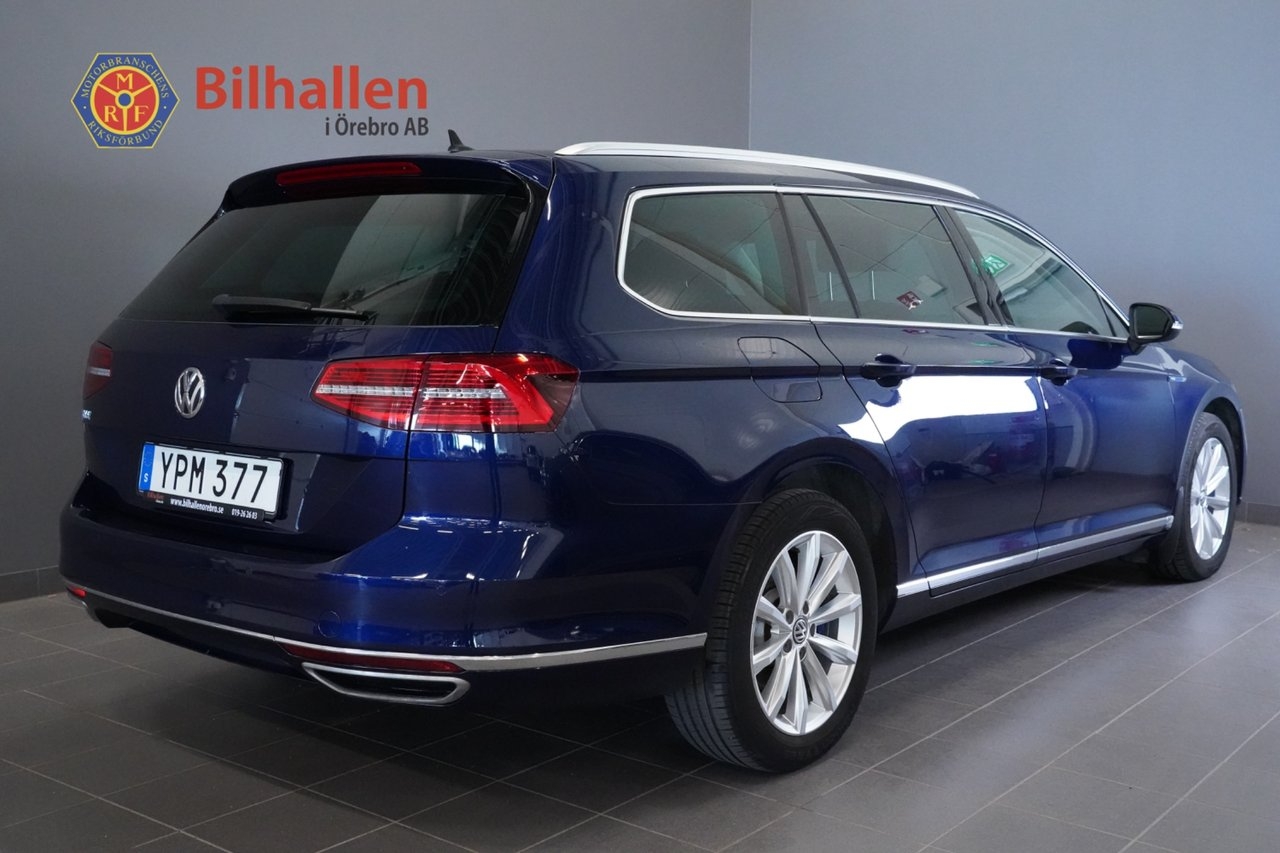 Volkswagen Passat 2018, bild 2/30
