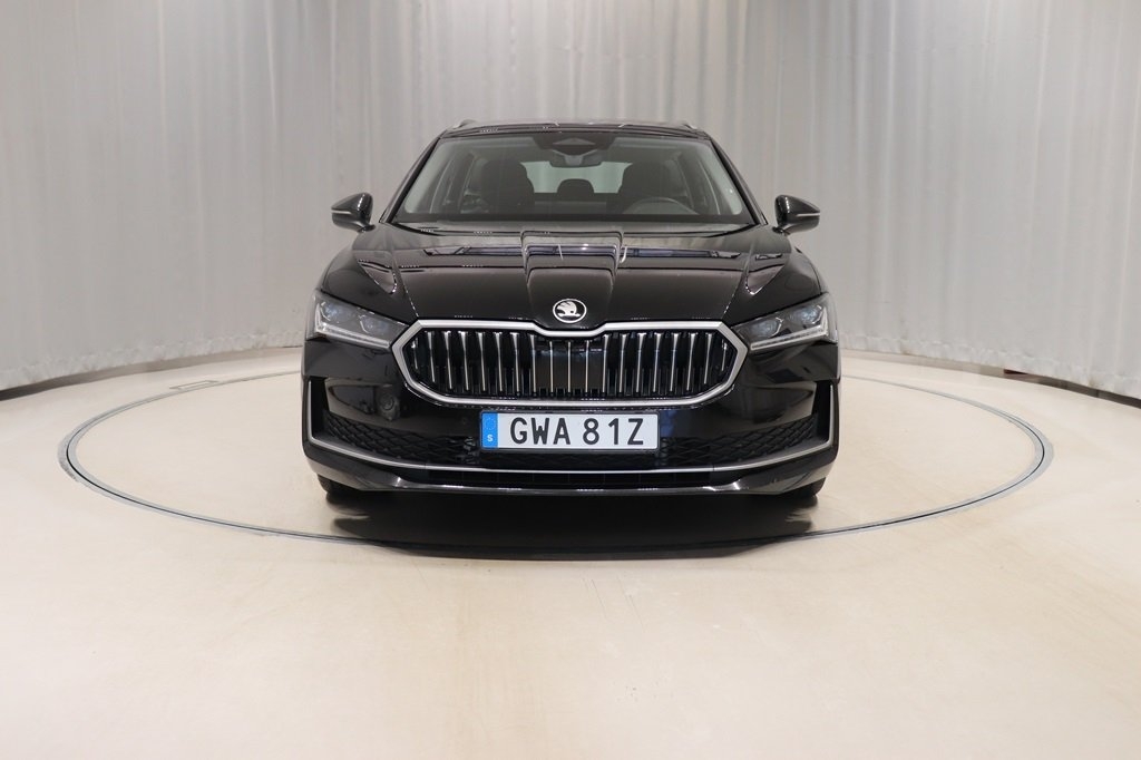 Skoda Superb 2025, kuva 2/10