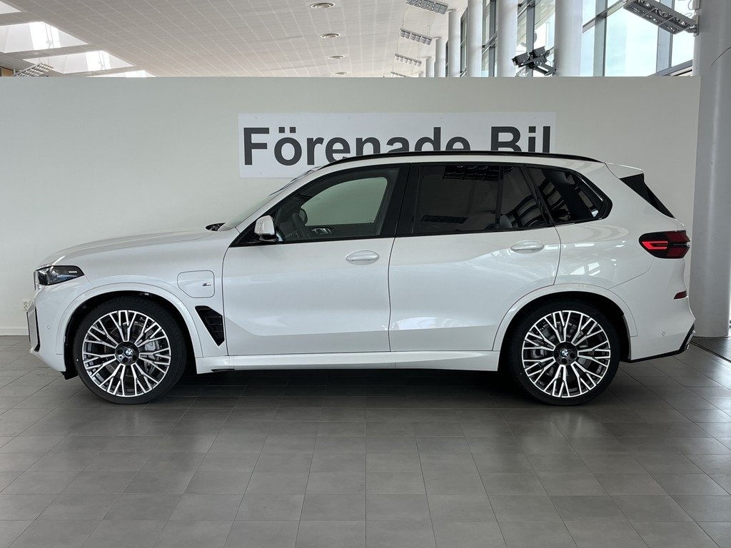 BMW X5 xDrive50e 2026, bild 3/10