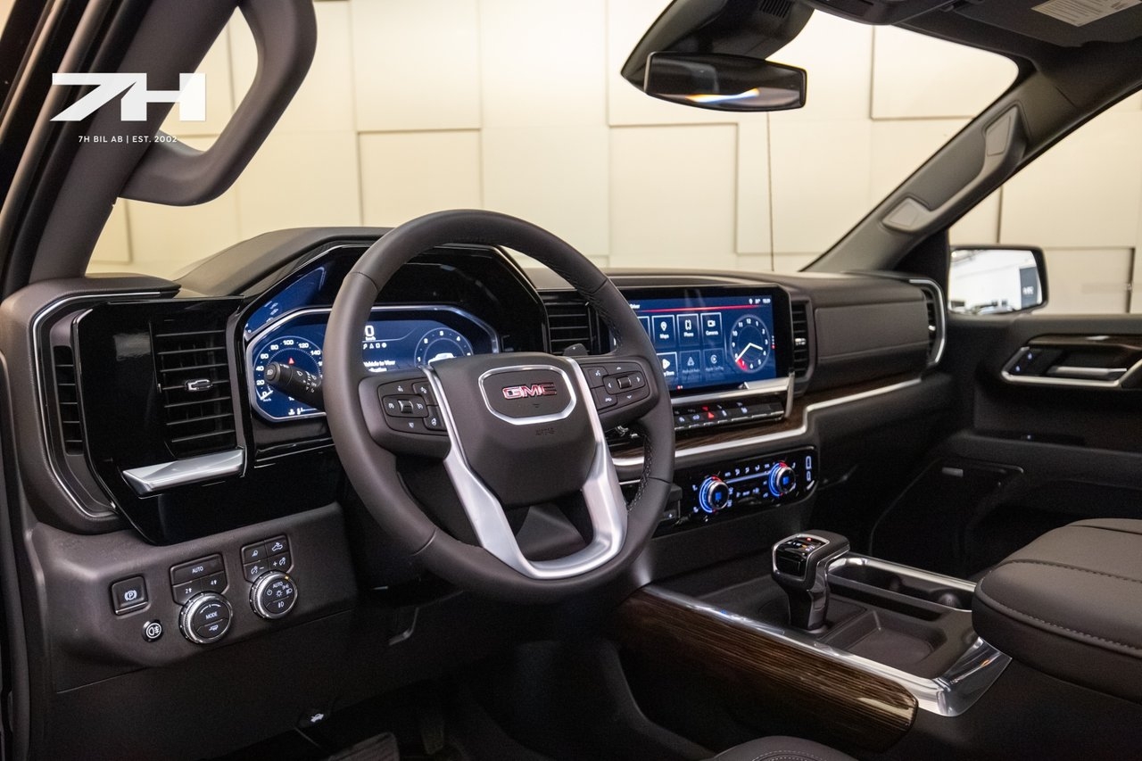 GMC Sierra 1500 Elevation Duramax 2026, photo 7/26