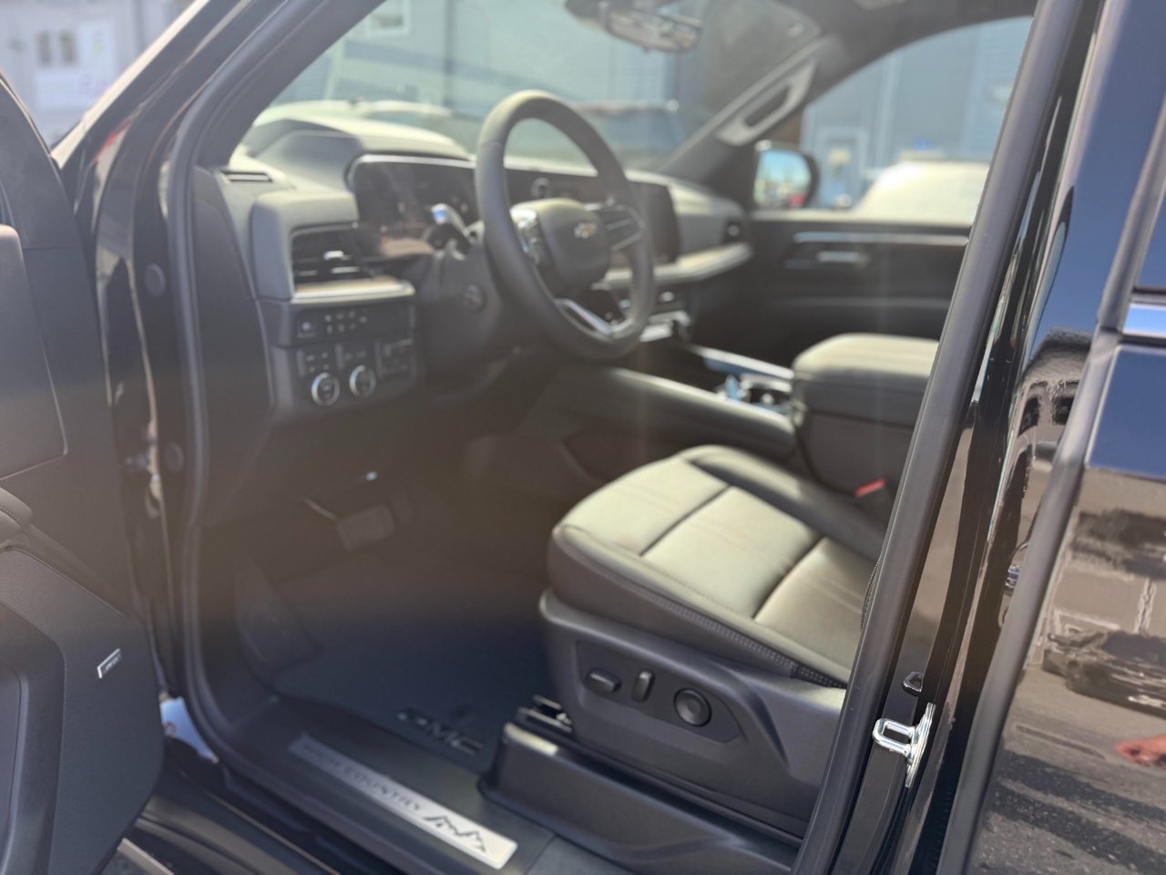 Chevrolet Suburban 2026, bild 5/10