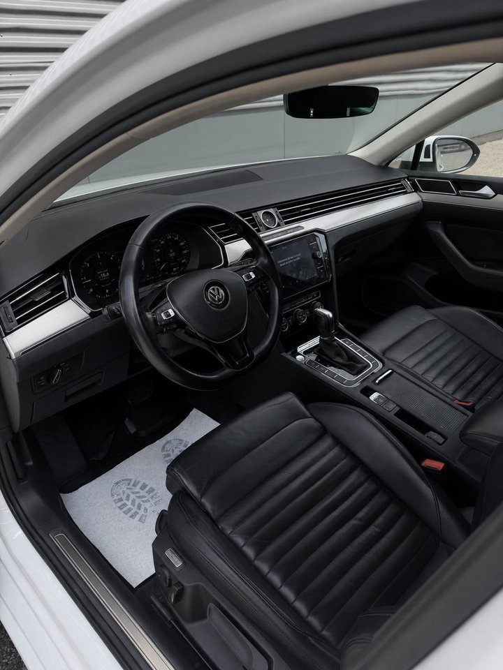 Volkswagen Passat 2019, bild 6/14