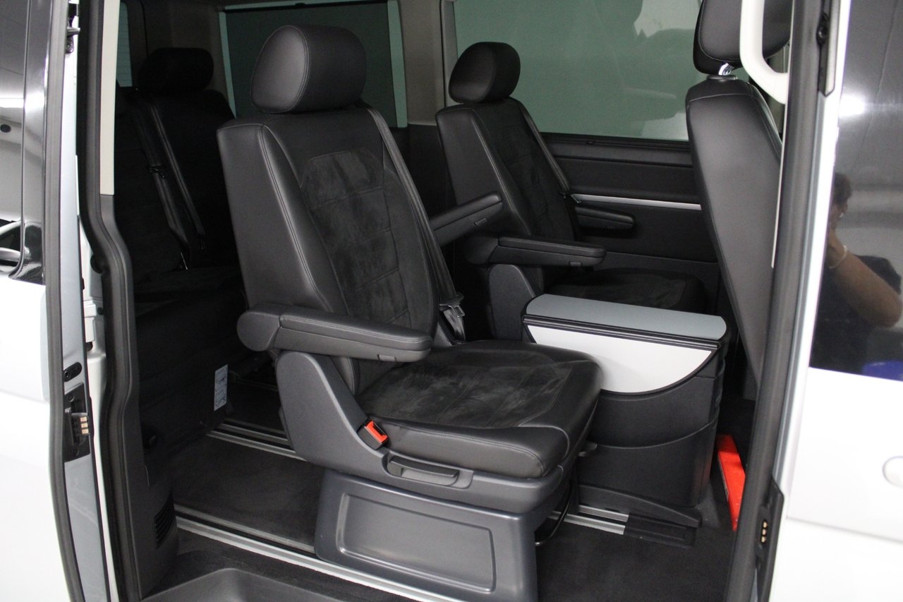 Volkswagen Multivan 2019, bild 7/10