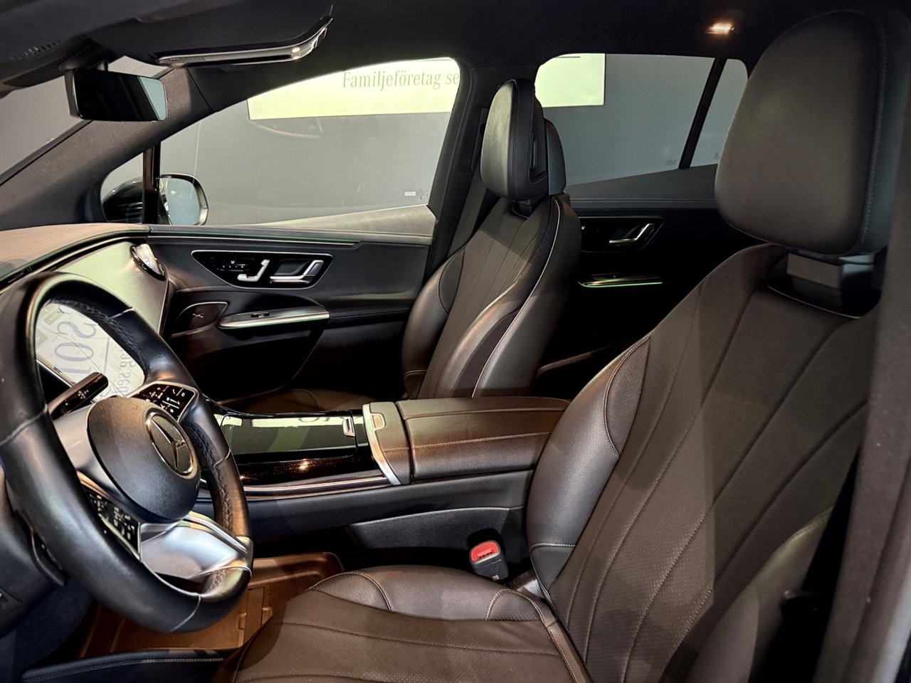 Mercedes-Benz EQE SUV 2023, bild 5/10