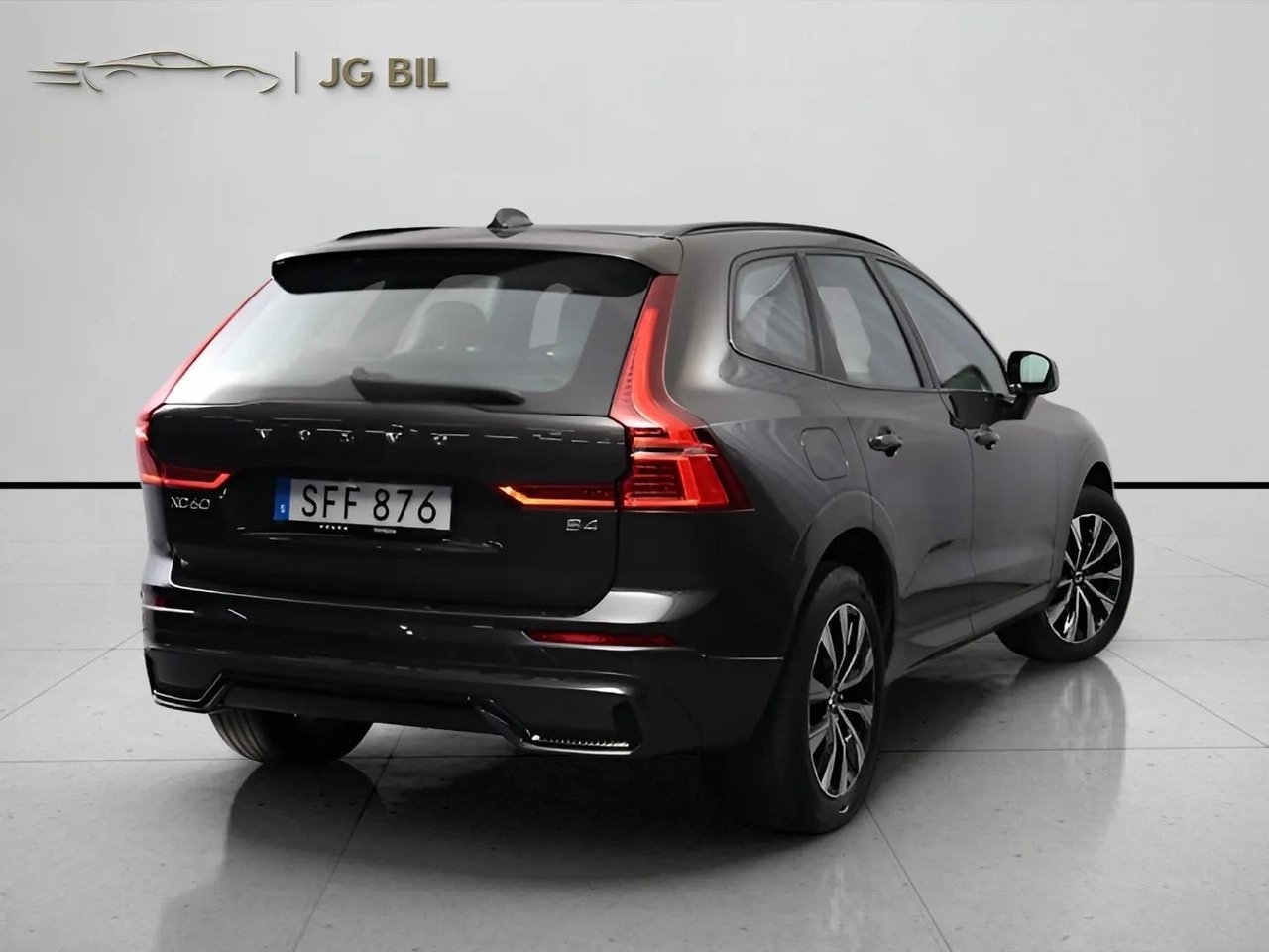 Volvo XC60 2023, photo 4/22