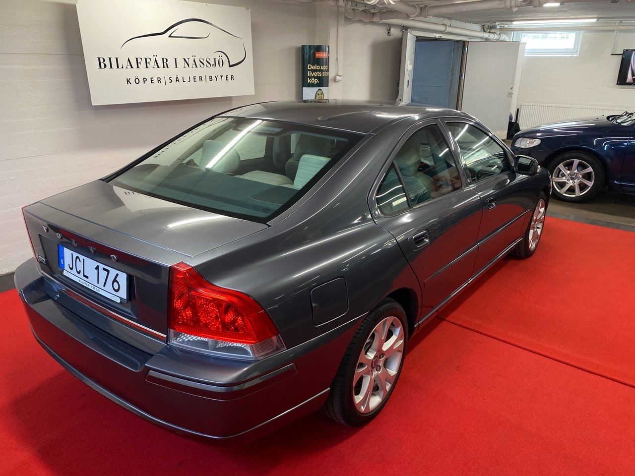Volvo S60 2.4 Ny besiktning Ny servad 2009, bild 7/10