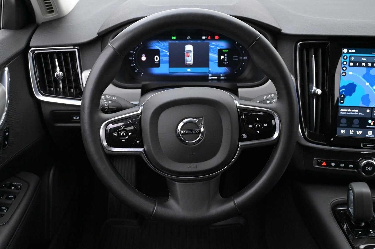 Volvo V90 Recharge T6 AWD Core Drag BLIS 2024, bild 7/27